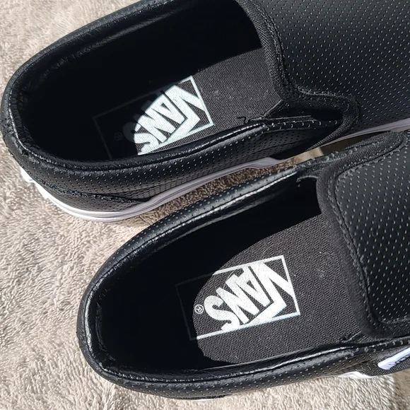 NWOT Vans - Picture 5 of 8